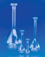 Borosilicate glass volumetric flask with stopper